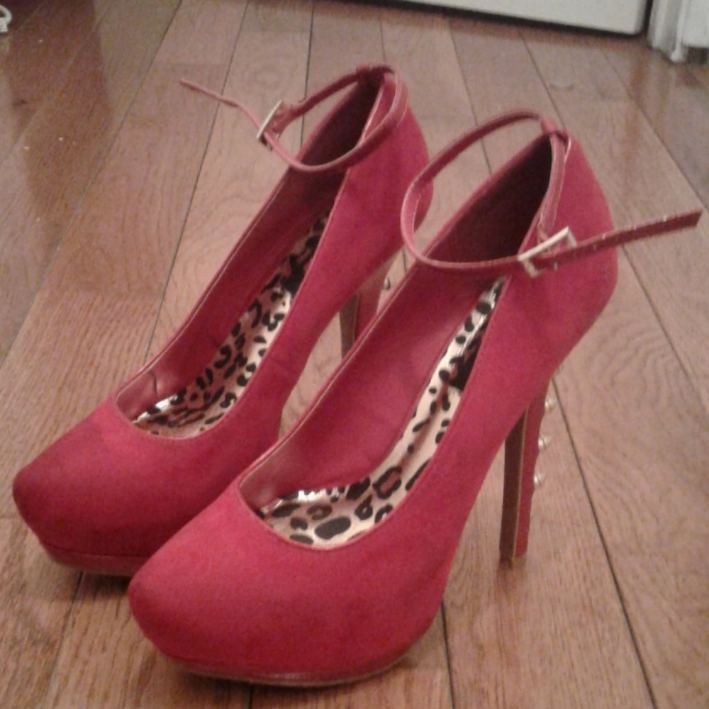 Women heels